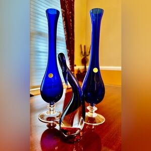 Stylish Deep Blue Glass Vase Set